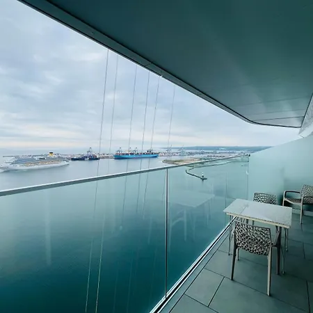 26-etage Med Utrolig Havudsigt * オールフス